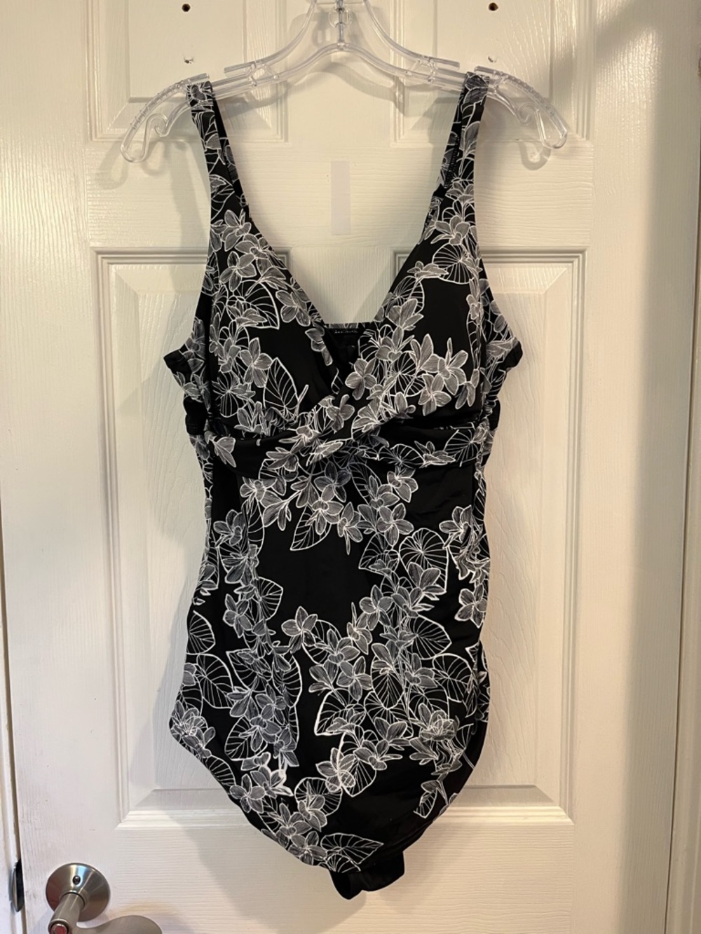 Swimsuits For All Women’s Black Cross Front Swimsuit White Floral Leaf Print 16